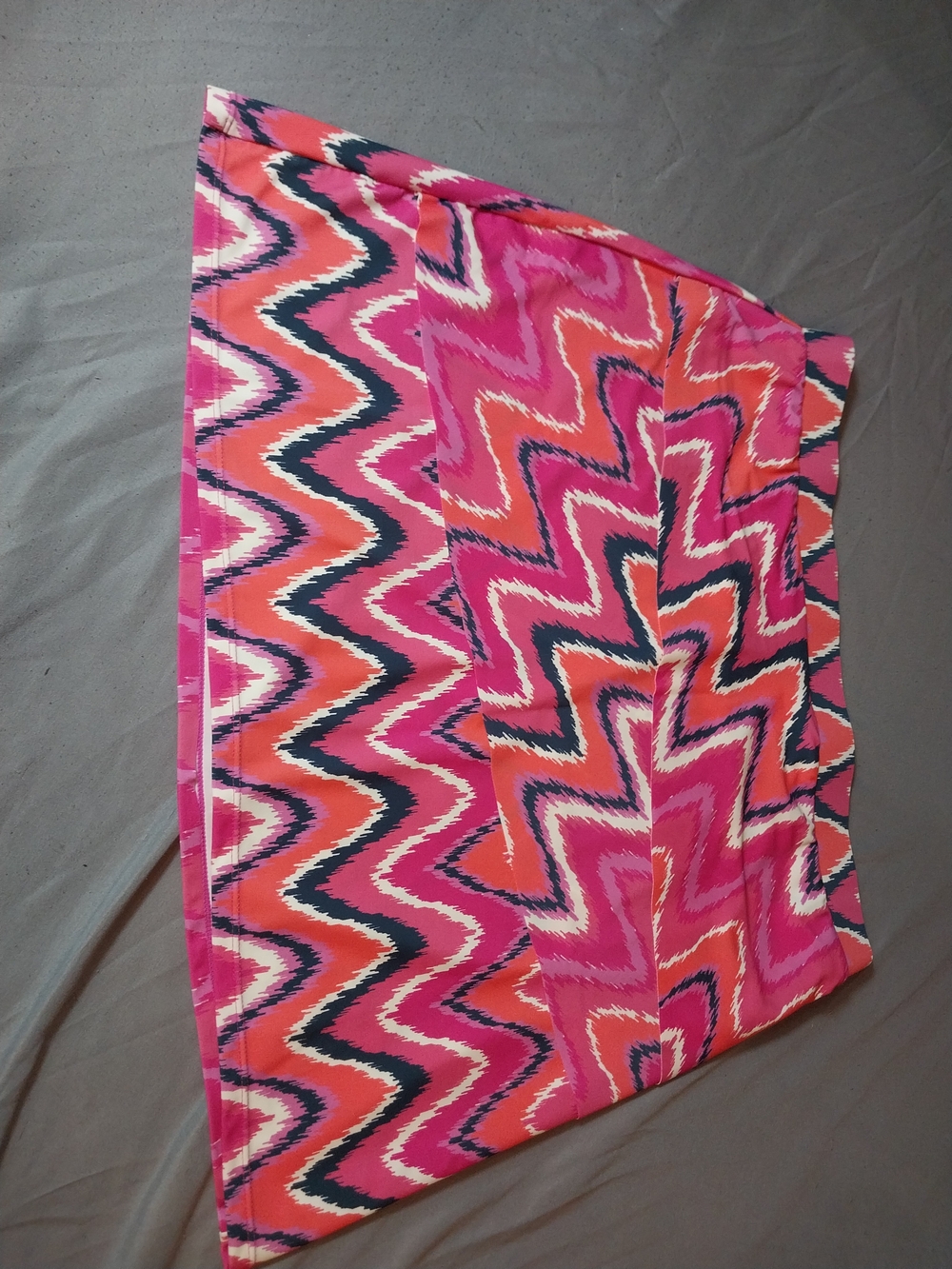 Susan Graver Pink & Coral Chevron Swim Sarong #407